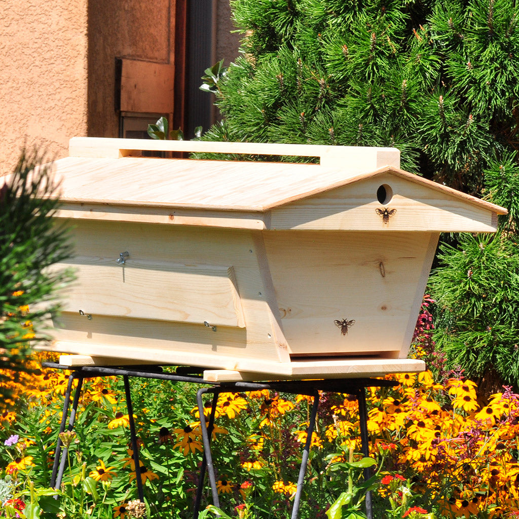 ventilated-roof-top-bar-hive-original-backyardhive